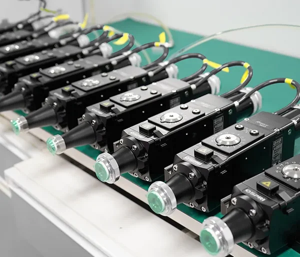 Fabricante líder en cabezales láser para corte y soldadura de alta precisión