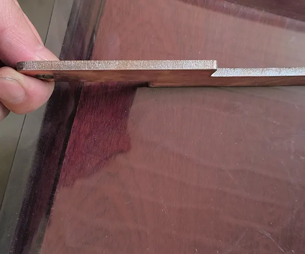 Cabezales de corte láser para metales reflectantes