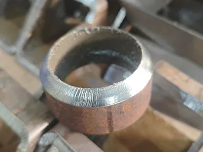 Cabezal de corte láser de fibra biselado de 20 kW (péndulo simple , ángulo recto)